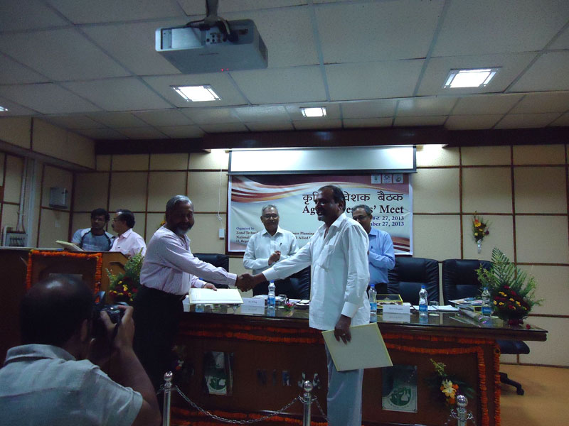 Signing of MoUwith Sri hari fabricator Kolkata